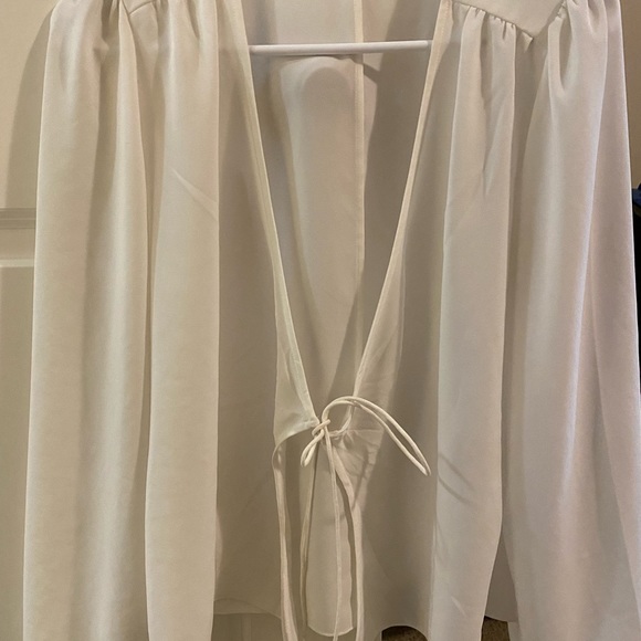 Aritzia White Blouse - Picture 3 of 5